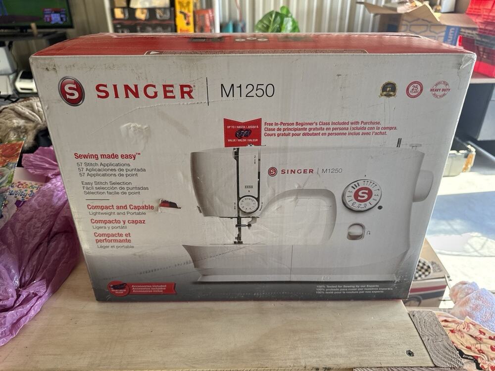 Singer M1250 Sewing Machine Sealed Never Used